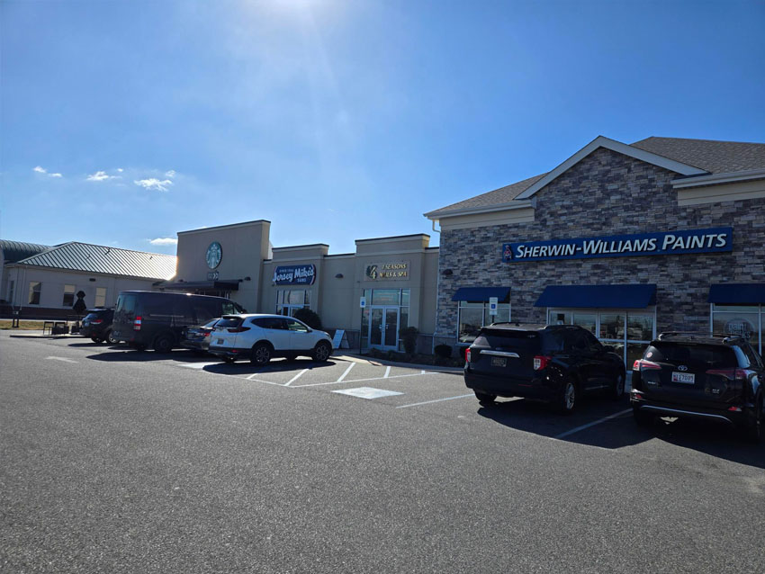 Dupont Plaza Shopping Center